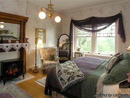 B.F. Hiestand House Bed and Breakfast Marietta Δωμάτιο φωτογραφία