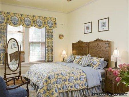 B.F. Hiestand House Bed and Breakfast Marietta Δωμάτιο φωτογραφία